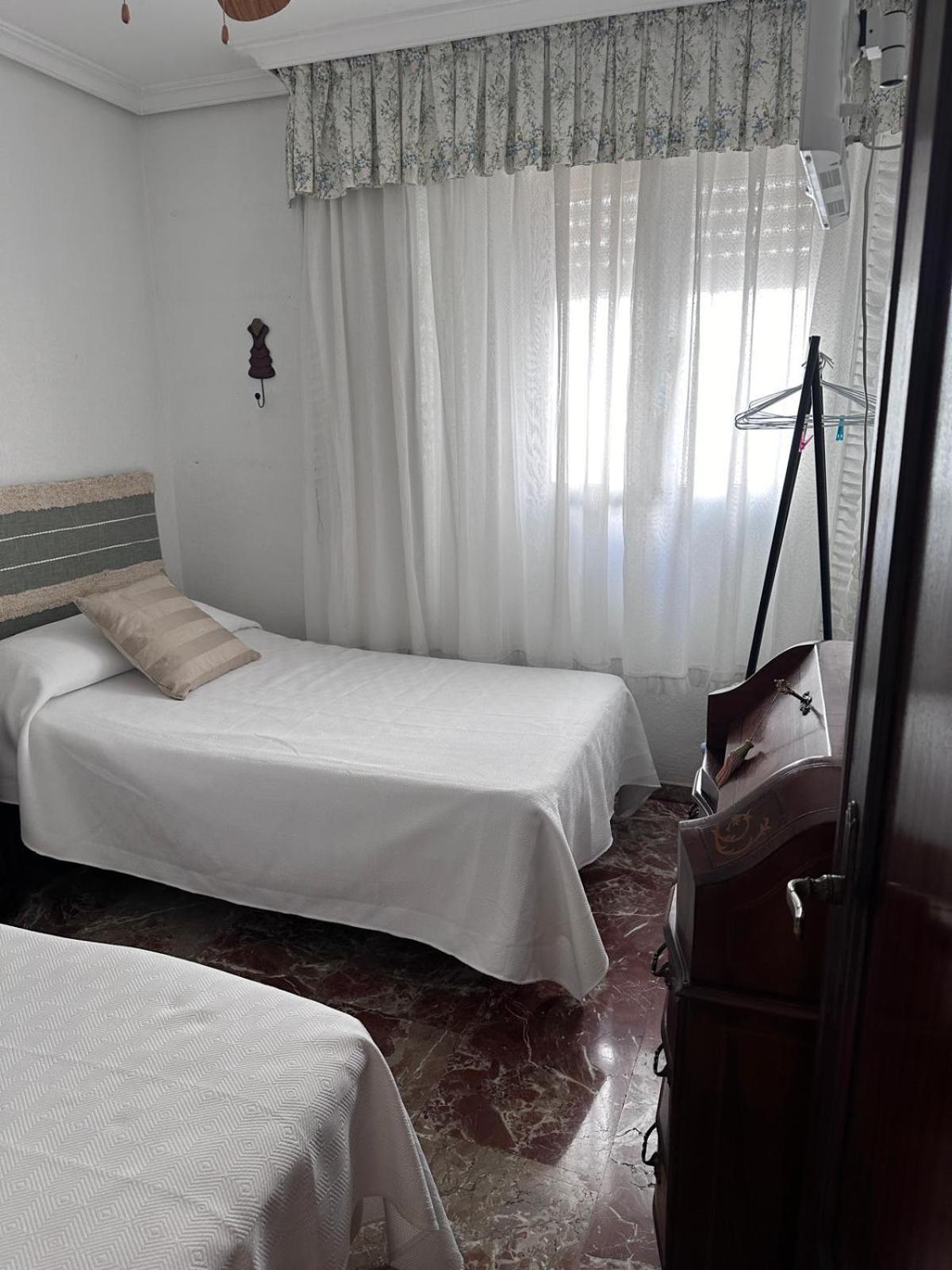 Amplio Apartamento Plaza Nueva إشبيلية المظهر الخارجي الصورة