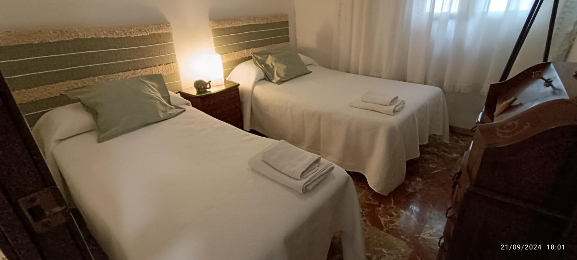Amplio Apartamento Plaza Nueva إشبيلية المظهر الخارجي الصورة