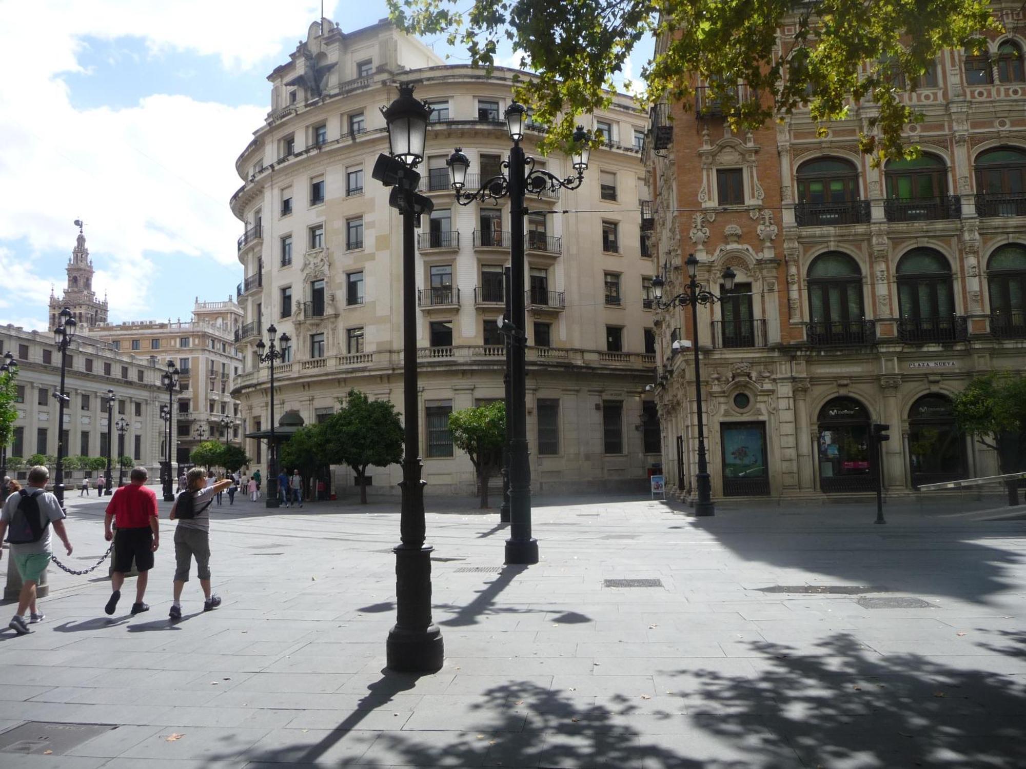 Amplio Apartamento Plaza Nueva إشبيلية المظهر الخارجي الصورة