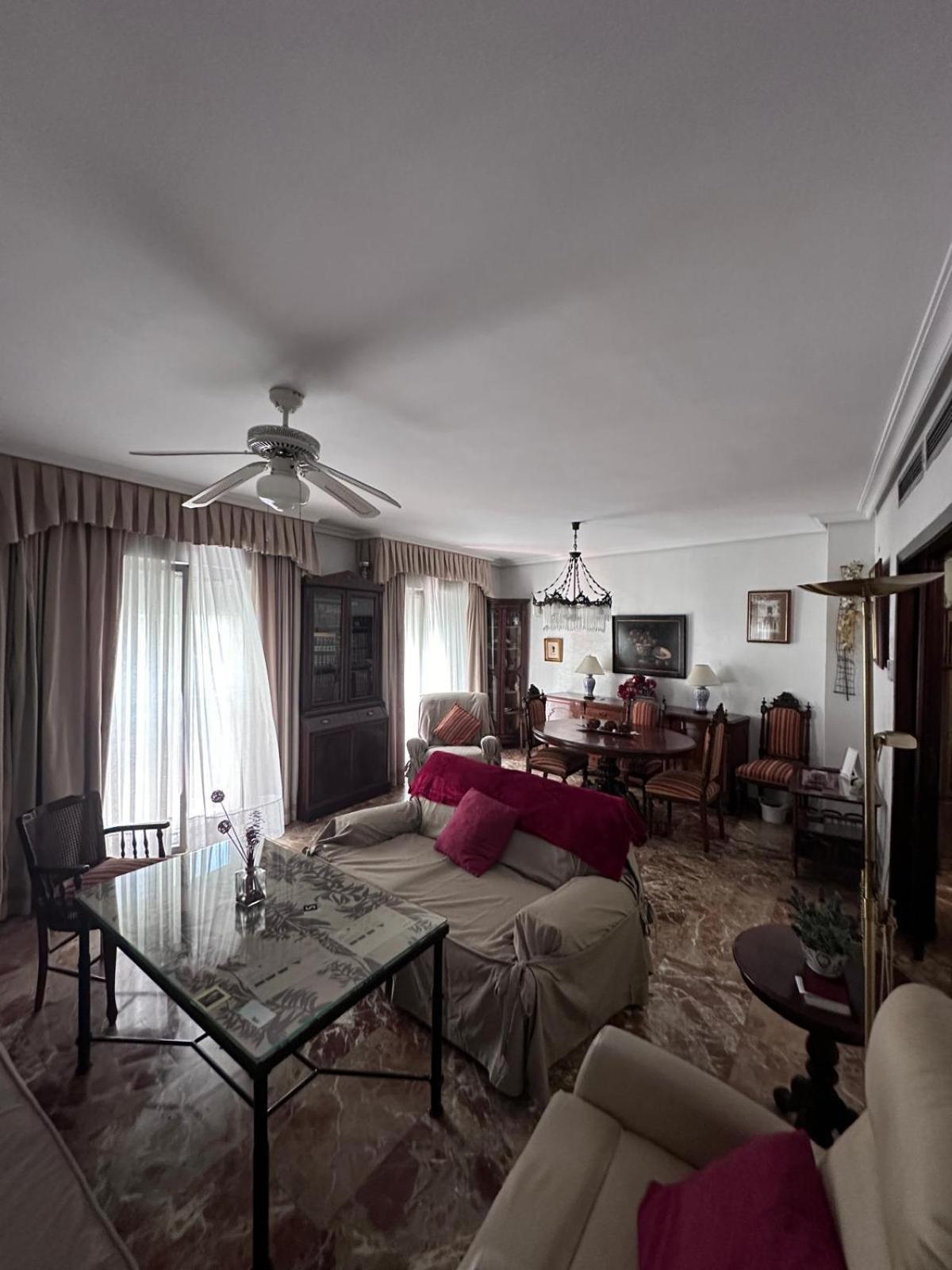 Amplio Apartamento Plaza Nueva إشبيلية المظهر الخارجي الصورة