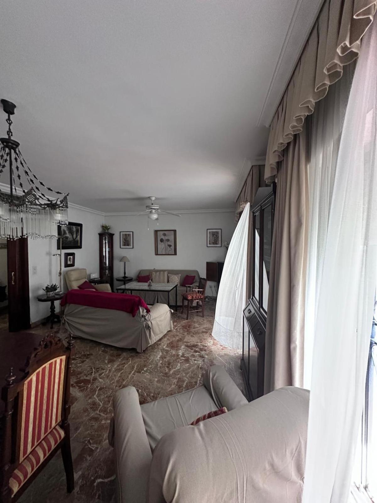 Amplio Apartamento Plaza Nueva إشبيلية المظهر الخارجي الصورة